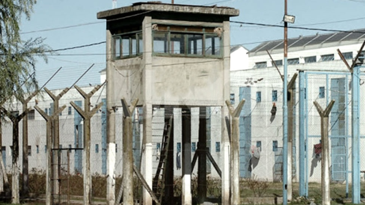 Inédito: una mujer asume como directora de la cárcel de Las Flores