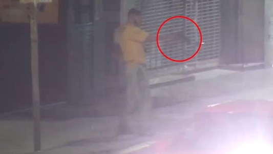 Lanús: Lo detienen en una parada de colectivos con una réplica de arma de fuego