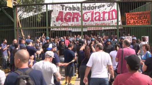 Conflicto por el cierre de una planta de impresión de Artes Gráficas Rioplatense