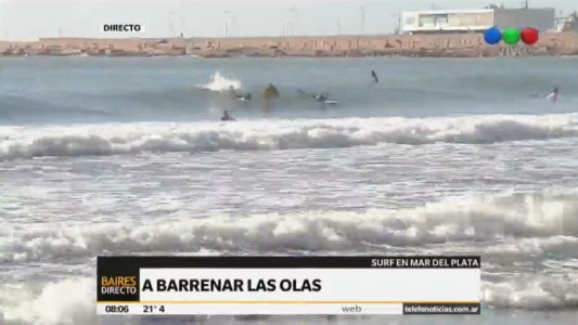A barrenar las olas en Mar del Plata