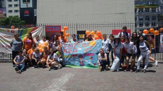 Madre que perdió un hijo con cáncer: ¿"Por qué la gente marcha contra el maltrato animal y no por la donación de médula ósea?"