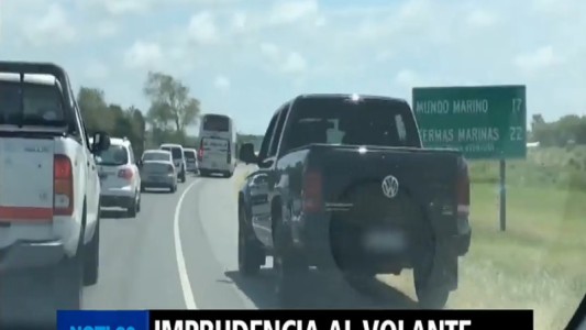Imprudencia en la ruta: un video muestra cómo esta camioneta es un peligro