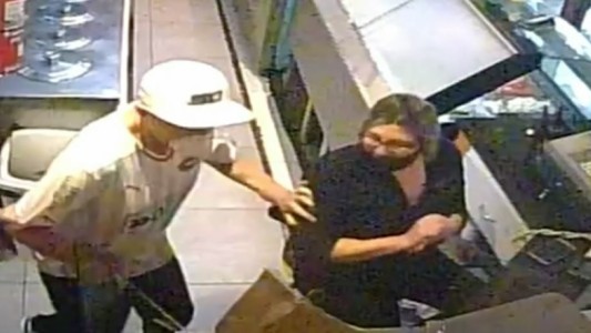 Salir a robar y matar con tobillera electrónica: 4 detenidos por el crimen de un policía