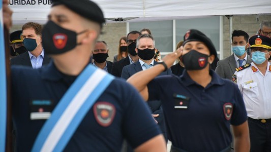 Aspirantes a Bomberos de la Ciudad juraron fidelidad a la Bandera Nacional