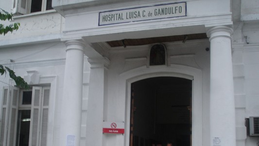 Agoniza una mujer que fue golpeada y prendida fuego por su ex pareja