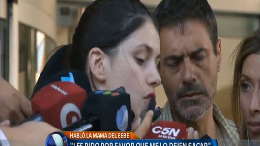 Mamá del bebé arrojado desde el auto: "No me dejaron sacarlo. Fue salvaje" (1)