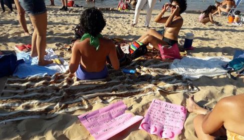 Se realizaron dos "tetazos" a favor del topless