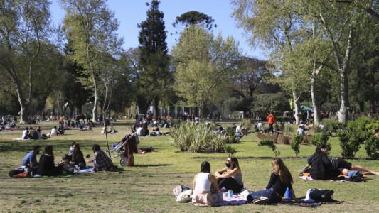 Autorizan eventos culturales al aire libre de hasta 100 personas en toda la provincia de Buenos Aires