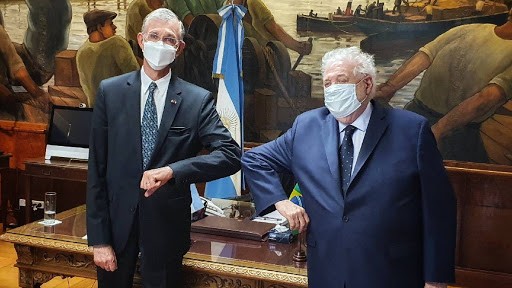 El Ministro de Salud agradeció la donación de medicamentos que Brasil realizó a la Argentina