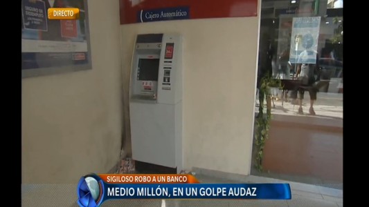 Golpe boquetero en un banco de San Justo: robaron unos $ 500 mil