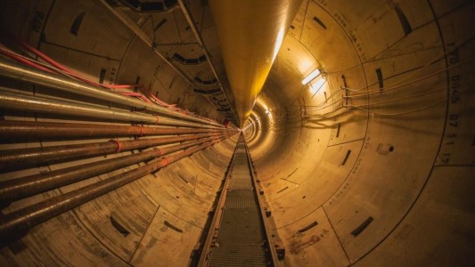 AySA finalizó en 60 días un avance clave para las aguas del Riachuelo