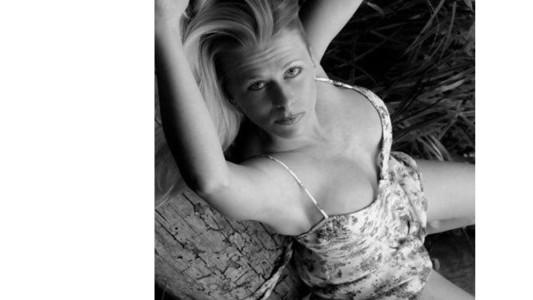 Sexy fotógrafa de 42 años, acusada de violar a tres jugadores de fútbol menores de edad