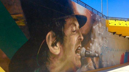 Abrieron un paso bajo nivel en homenaje a Gustavo Cerati
