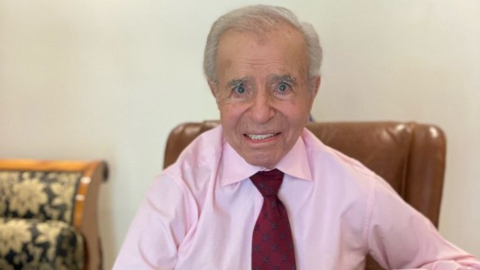 Carlos Menem está estable, pero seguirá internado