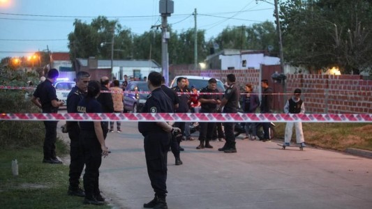 Hallaron muerta a una pareja de policías en su casa de Berisso