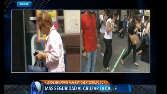 Así funciona el primer semáforo para peatones con celulares