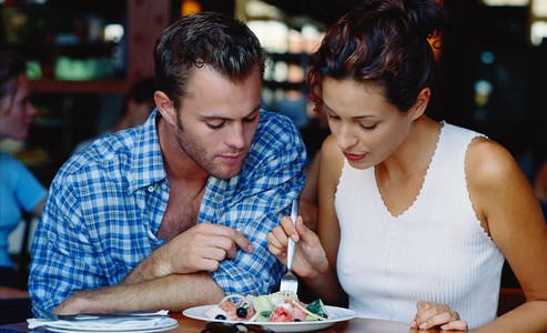 Proyecto de ley para prohibir el cobro por "plato compartido" en los restaurantes