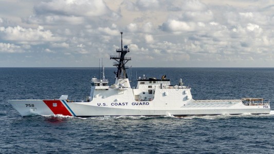 Llega un buque patrulla estadounidense que navegará durante varios meses a lo largo del Atlántico Sur