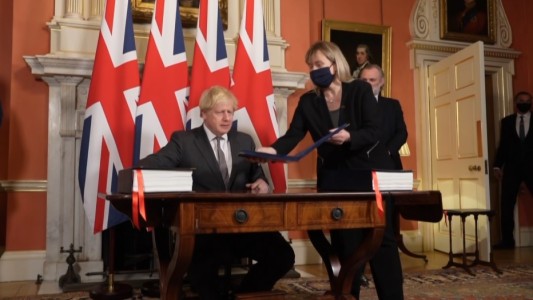 Se oficializó el Brexit: Reino Unido dejó la Unión Europea