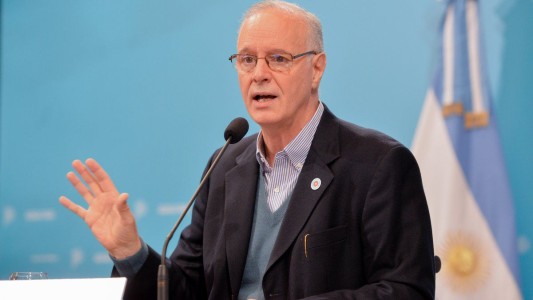 Daniel Gollán: "Si sigue el crecimiento de casos puede tensarse el sistema sanitario"