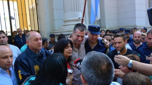 El papa Francisco se comunicó con los padres de Micaela García