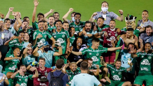 Chapecoense vuelve a la Primera División de Brasil