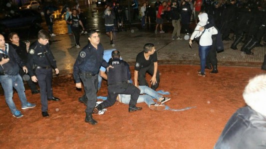 La CTERA anunció paro nacional para este martes en repudio a represión a docentes