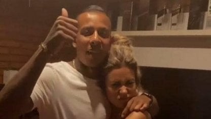 El video de Villa bailando con una mujer que indignó al mundo Boca