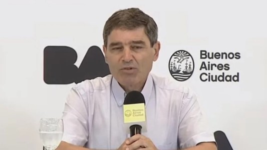 Fernán Quirós aseguró que los contagios “han descendido muy lentamente” en la Ciudad