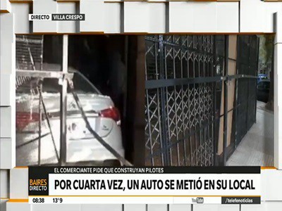 Por cuarta vez un auto se metió dentro de un local comercial en Villa Crespo