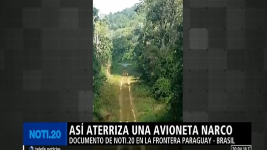 Así aterriza una avioneta narco