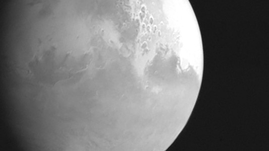 Sonda china que se dirige a Marte envió su primera imagen del planeta