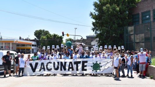 Nueva jornada de Barrios de Pie para concientizar sobre la vacunación anti Covid-19