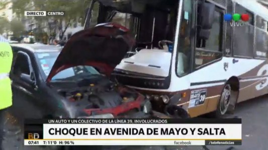 Chocaron un colectivo y una camioneta: seis heridos