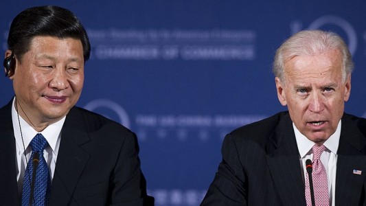 Cumbre telefónica: Biden dialogó con Xi Jinping