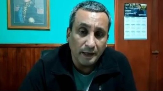 El comisario detenido en Bahía Blanca está acusado de "tocamiento y abuso laboral"