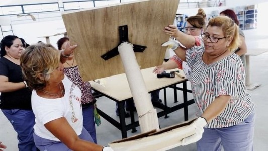 Escuela de Oficios de la UNLP: en el primer día se anotaron 23 mil personas