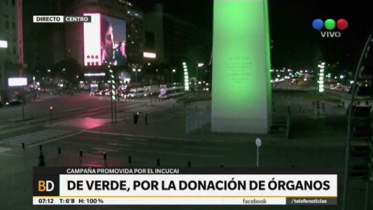 Obelisco verde por la donación de órganos