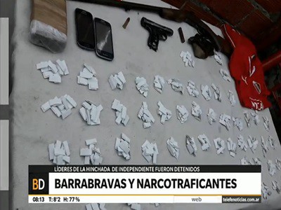 Detuvieron a barrabravas que manejaban una amplia red de distribución de drogas