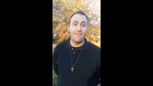 El cura cordobés que baila "Despacito" en sus misas: "Es un recurso pastoral"