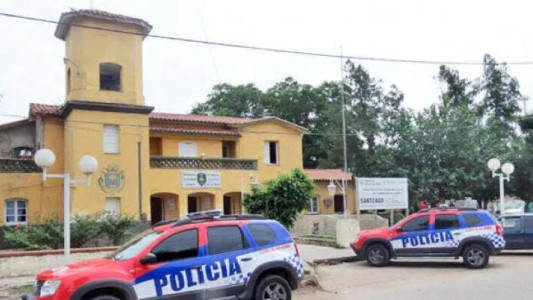 Lo asaltaron, fue a la comisaría a presentar la denuncia y quedó detenido