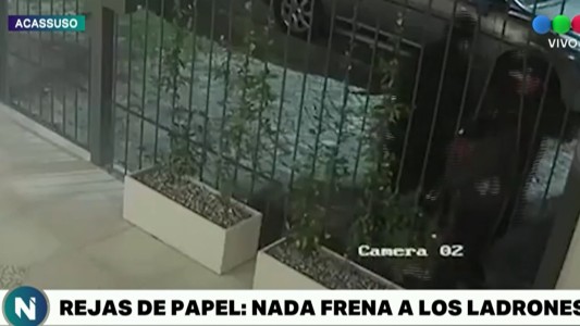 Ladrones doblaron las rejas de una casa y entraron en segundos