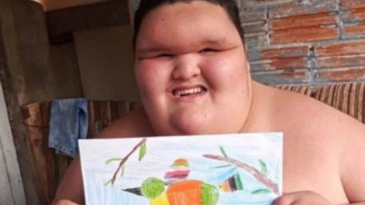 El drama del nene de 10 años que pesa casi 200 kilos
