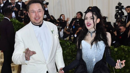 Elon Musk compartió una tierna foto familiar junto a su esposa y su hijo