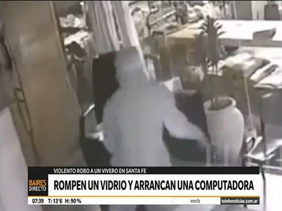 Con una maza entraron a robar en un vivero en Santa Fe