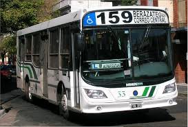 Le quebraron la mano a un chofer en un asalto y está de paro la línea 159