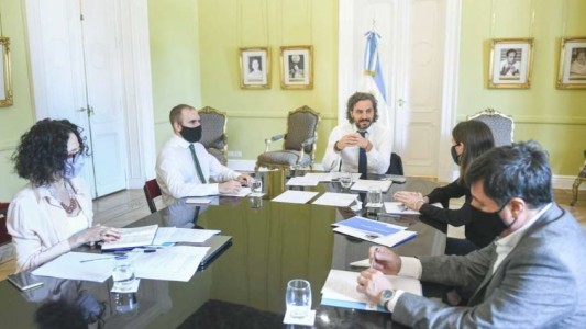 El Gobierno dio inicio a una licitación pública para contratar encuestas telefónicas, focus groups y grupos de WhatsApp