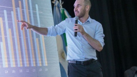 Guzmán apuntó a Macri: "Es falso que Argentina está tomando deuda a tasas del 18% en dólares"