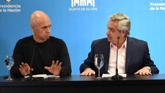 Pandemia: Fernández y Larreta analizan la situación por videoconferencia
