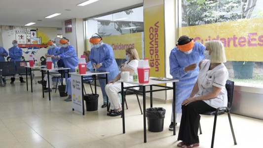 Vacunas: Cómo sigue el cronograma de vacunación ante la falta de dosis